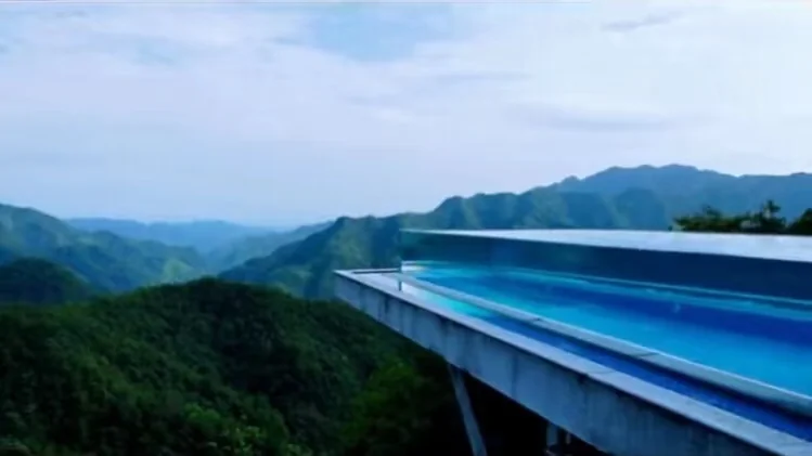Outdoor seamless Mosaic transparent acrylic pool — view 2