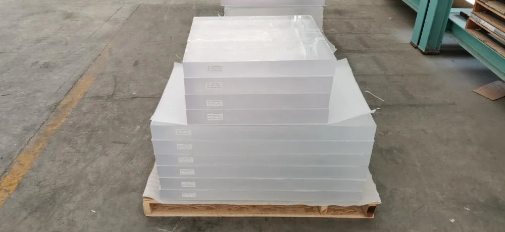 Clear extra-thick plate acrylic PMMA plate — view 3