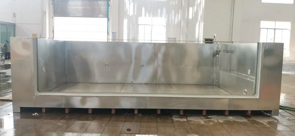 Custom acrylic swimming pool outdoor container