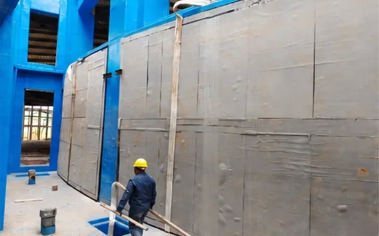 Viewing panel during site installation