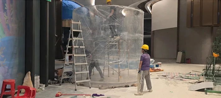 Acrylic assembly during site positioning