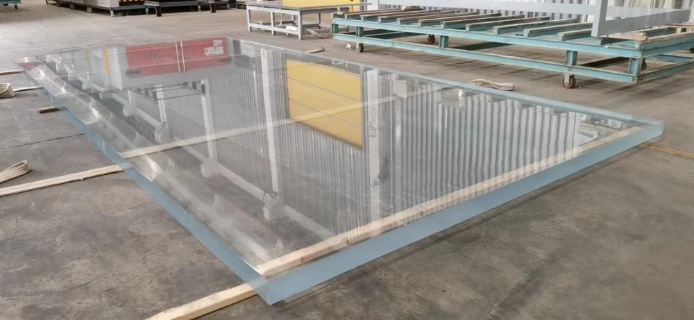 Transparent Plexiglass acrylic sheets in customizable sizes