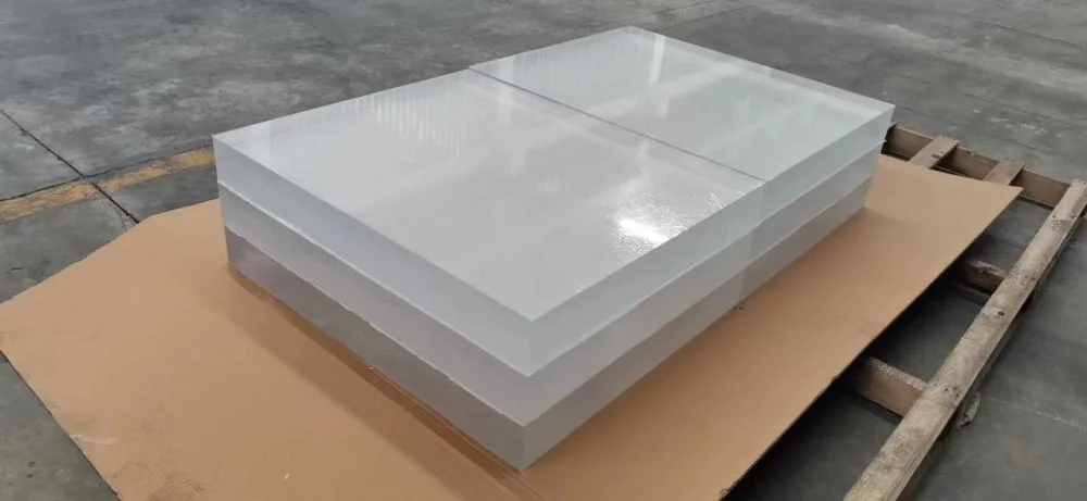 Clear cast acrylic sheet for aquariums and swimming pools — view 2