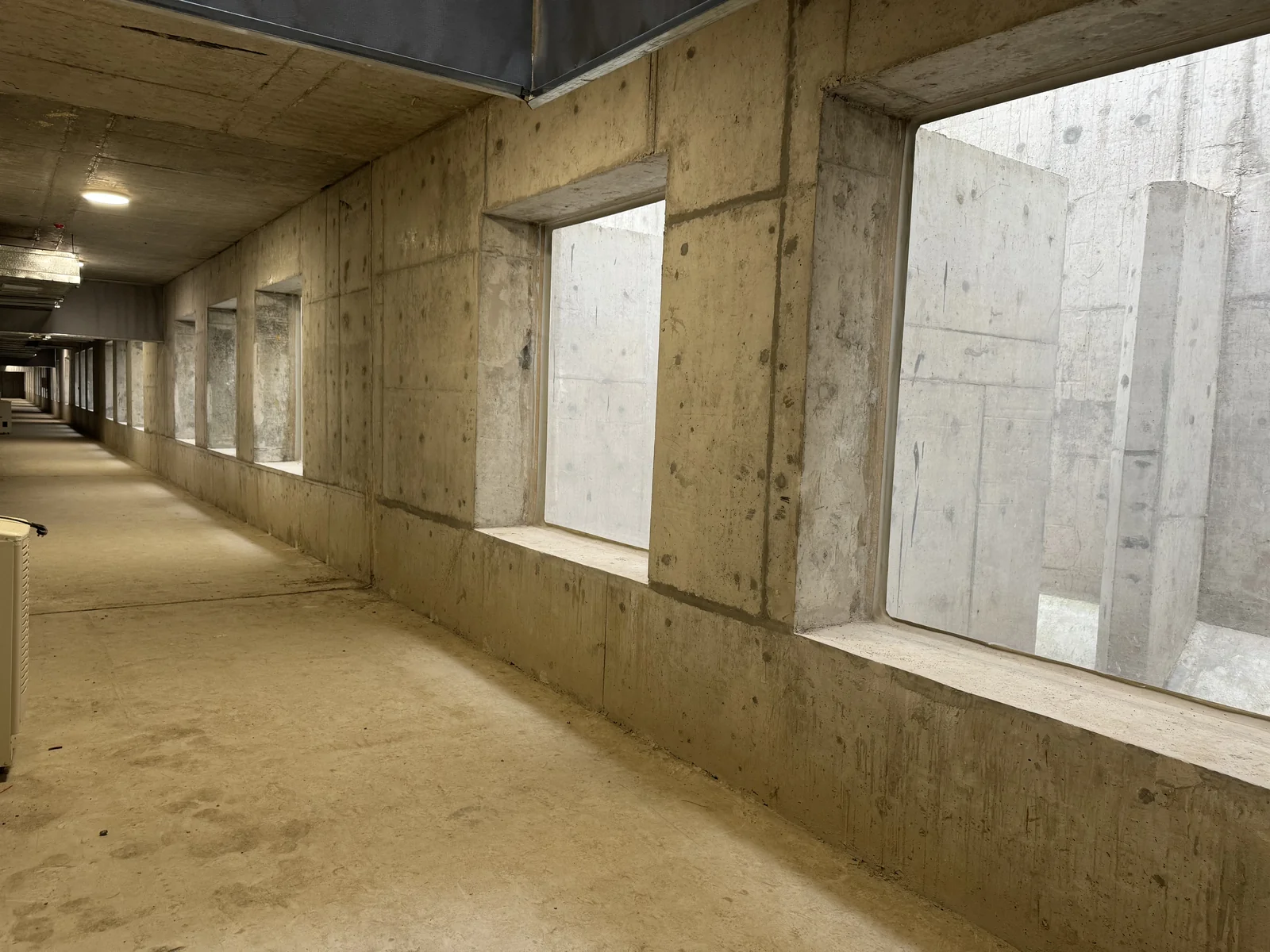 Bengbu fish passage windows — installation stage